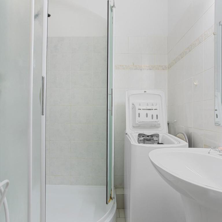 Chez Mcvv - Appartamento Superior con 1 Camera da Letto e Balcone - 11