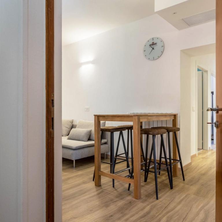 Casa Chiarani - Appartamento Premium con 3 Camere da Letto e Balcone - 39