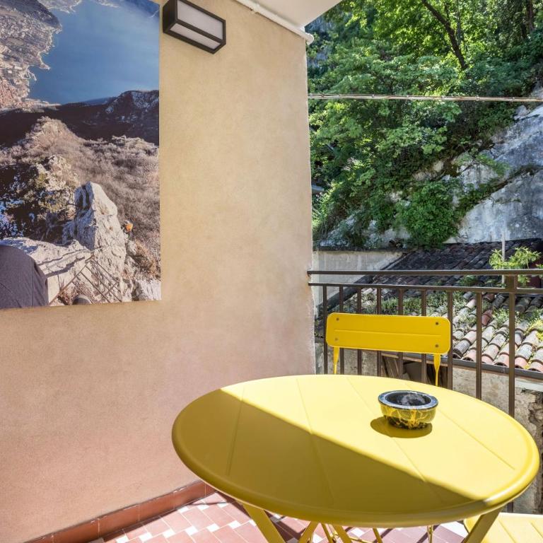 Casa Chiarani - Appartamento Premium con 3 Camere da Letto e Balcone - 27