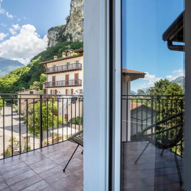 Casa Chiarani - Appartamento Premium con 3 Camere da Letto e Balcone - 8