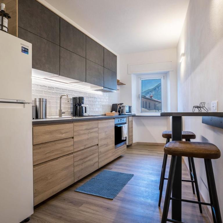Casa Chiarani - Appartamento Premium con 3 Camere da Letto e Balcone - 23