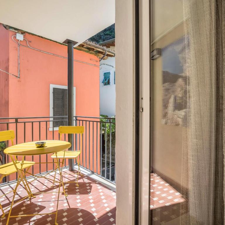 Casa Chiarani - Appartamento Premium con 3 Camere da Letto e Balcone - 25
