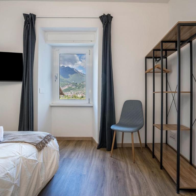 Casa Chiarani - Appartamento Premium con 3 Camere da Letto e Balcone - 6