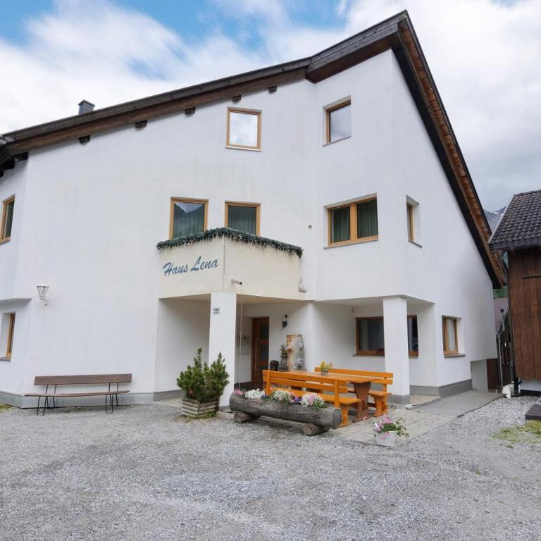 Haus Lena - Appartamento Deluxe con 2 Camere da Letto e Balcone - 1