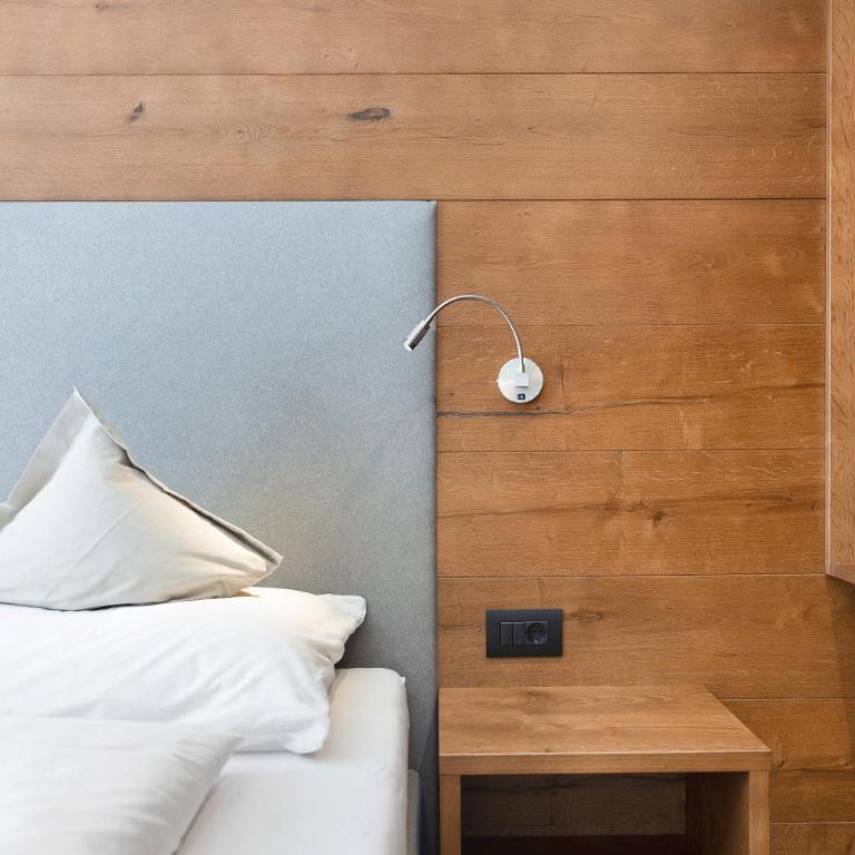Apartments Montblanc Sella - Appartamento Deluxe con 2 Camere da Letto e Vista Giardino - 15