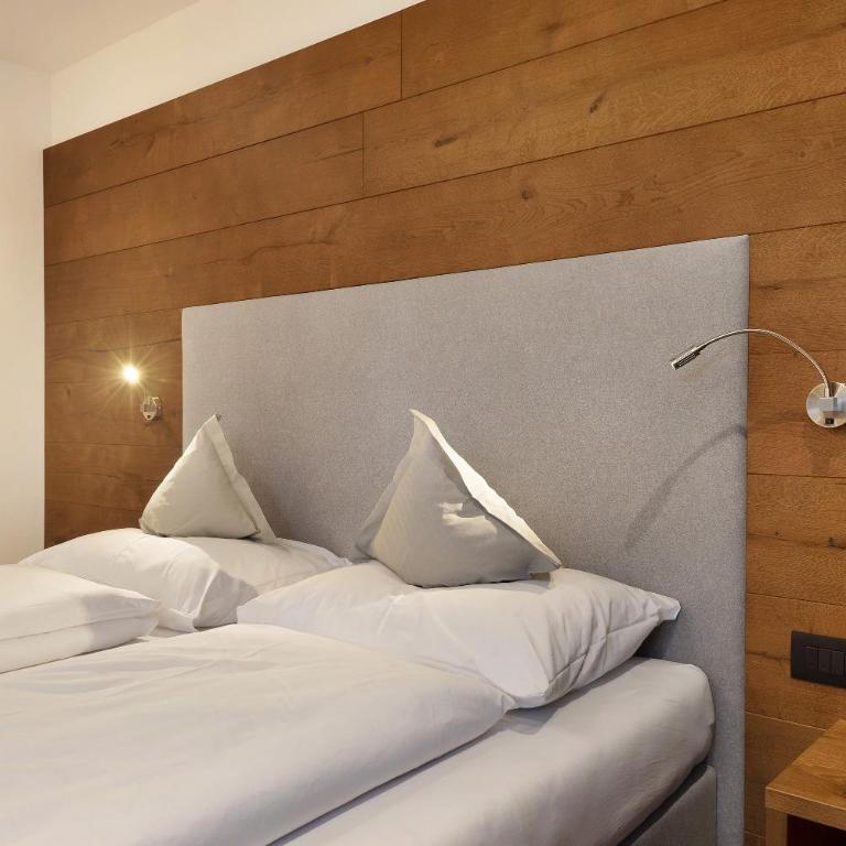 Apartments Montblanc Sella - Appartamento Deluxe con 2 Camere da Letto e Vista Giardino - 13