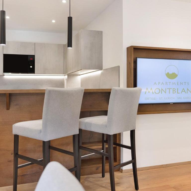Apartments Montblanc Sella - Appartamento Deluxe con 2 Camere da Letto e Vista Giardino - 3