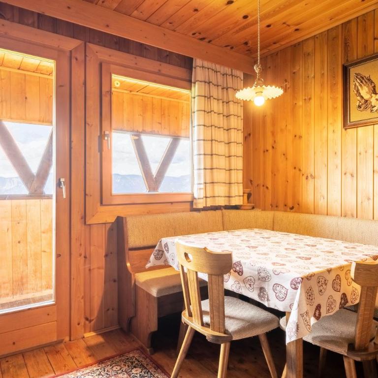 Rotsteinhof Apartement Bergblick - Two-Bedroom Deluxe Apartment with Garden View - 11