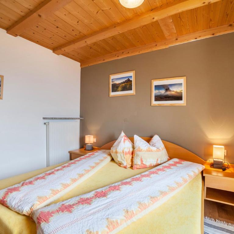 Lingerhof Arnika - Deluxe-Apartment mit 2 Schlafzimmern und Gartenblick - 3
