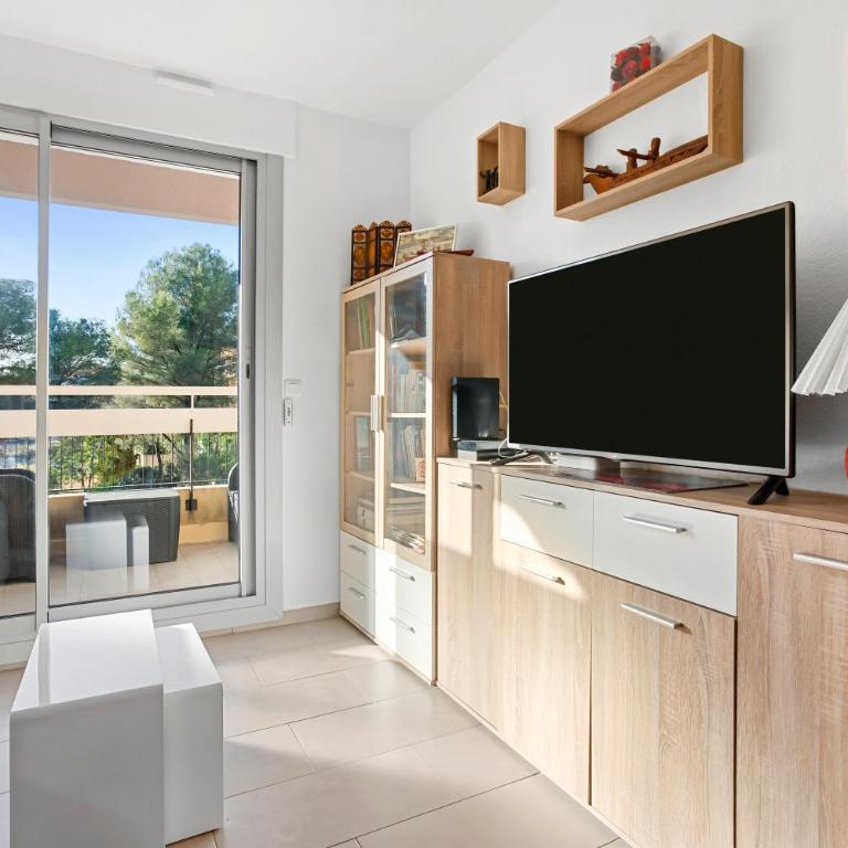 Appartement Boulouris - Two-Bedroom Deluxe Apartment with Garden View - 2