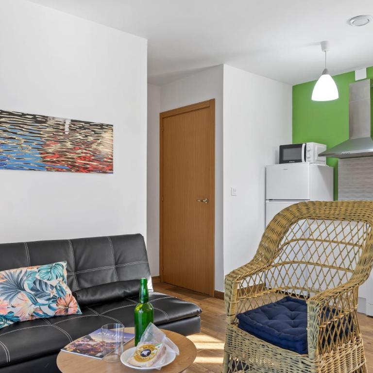 Picuastur - Apartamento Deluxe de 2 dormitorios con vistas al jardín - 4
