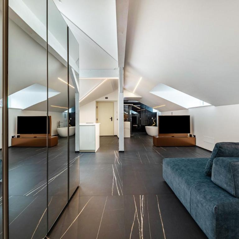 App 304 Palazzo Cavour - Monolocale con Divano-Letto - 6