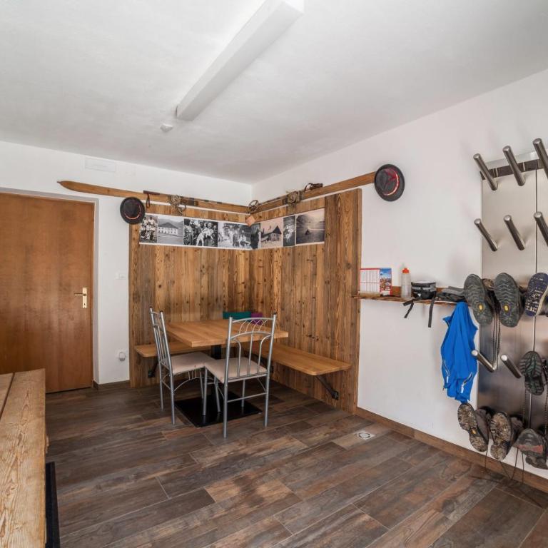 Ferienwohnung Haus Fliri - Apartamento de 1 dormitorio con jardín - 14