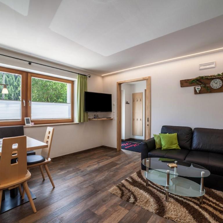 Ferienwohnung Haus Fliri - Apartamento de 1 dormitorio con jardín - 2