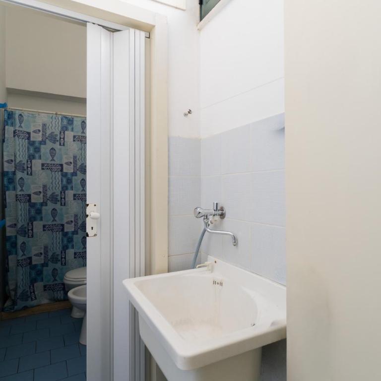 Azzurra Home Holidays - Appartamento Superior con 1 Camera da Letto e Balcone - 16