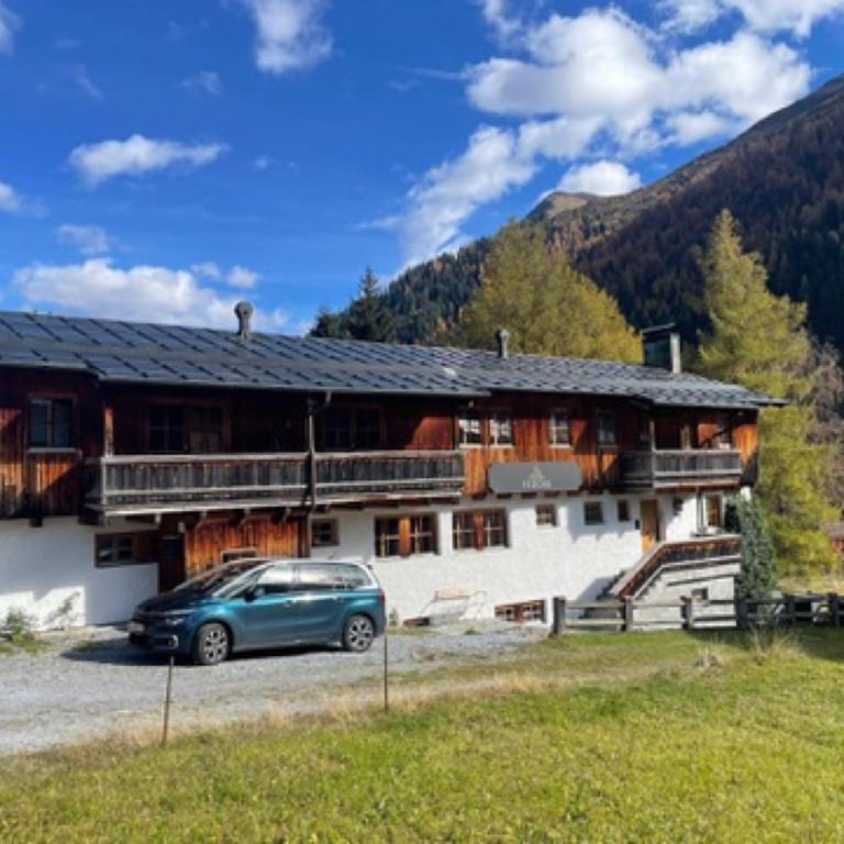 Ferienwohnung Steinbock - St Anton - Premium Apartment mit 3 Schlafzimmern und Balkon - 28