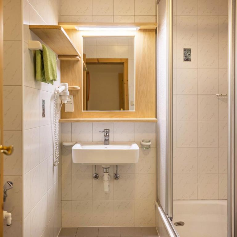 Apartment Waldblick Oberachrain - Apartamento Deluxe de 2 dormitorios con balcón - 13