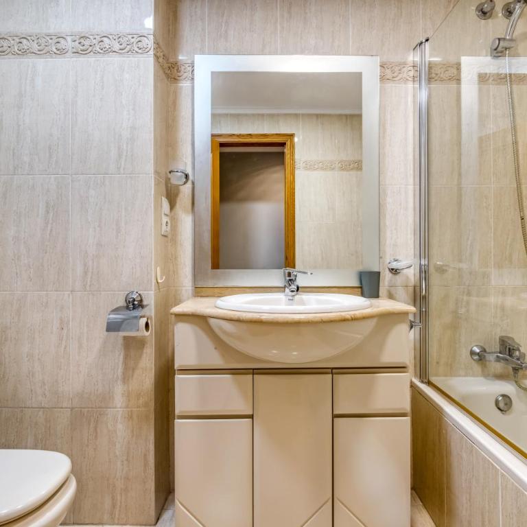 Sol Mar Arzuaga - Apartamento Superior con vistas a la ciudad - 21
