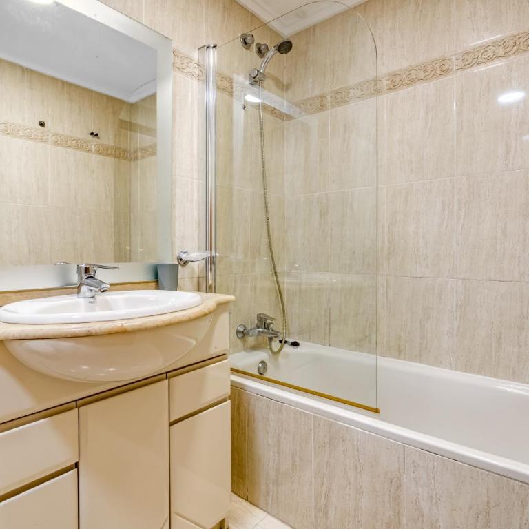 Sol Mar Arzuaga - Apartamento Superior con vistas a la ciudad - 22