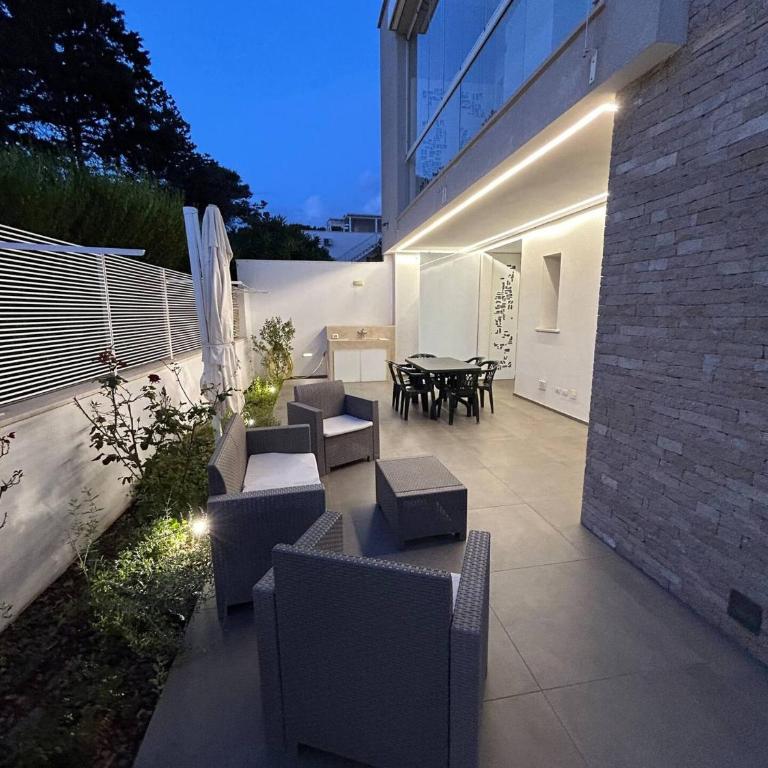 Lungomare Santa Caterina - Appartamento con 1 Camera da Letto e con Giardino - 11