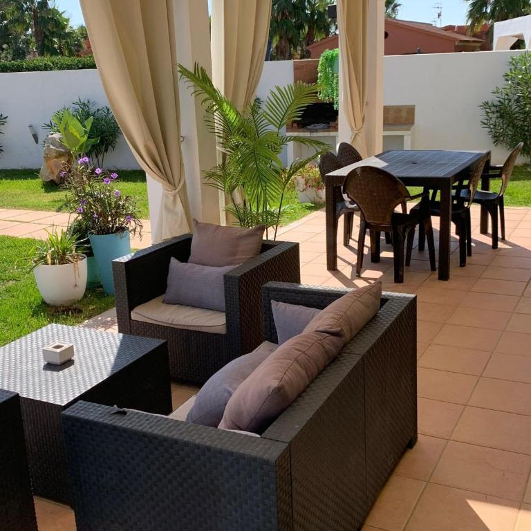 Chalet con piscina en Menorca - Casa de 3 dormitorios - 5