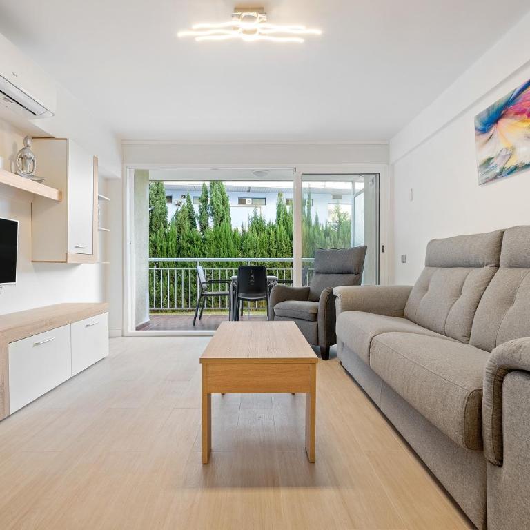 Logroño - Apartamento Deluxe de 2 dormitorios con vistas al jardín - 4