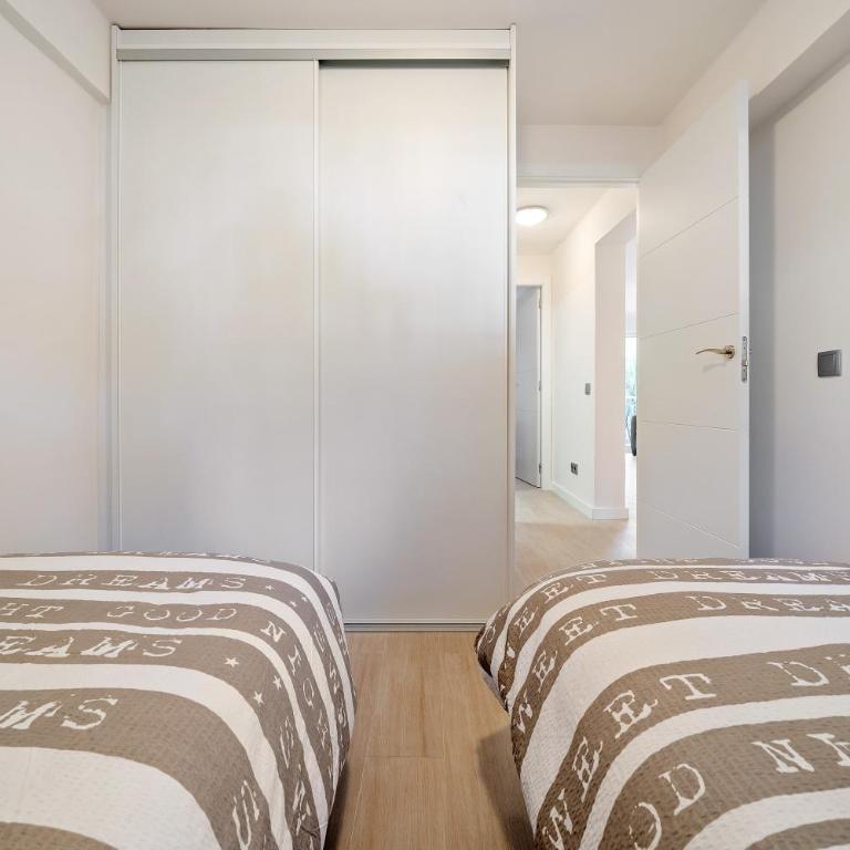 Logroño - Apartamento Deluxe de 2 dormitorios con vistas al jardín - 19