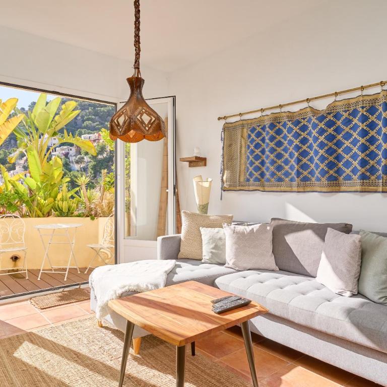 Beautiful House With Splendid Sea - Two-Bedroom House - 24