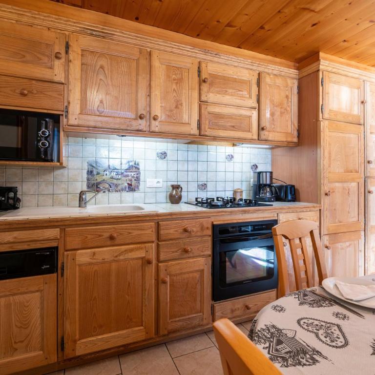 Chalet La Vourze - Appartement 2 Chambres Deluxe avec Balcon - 10