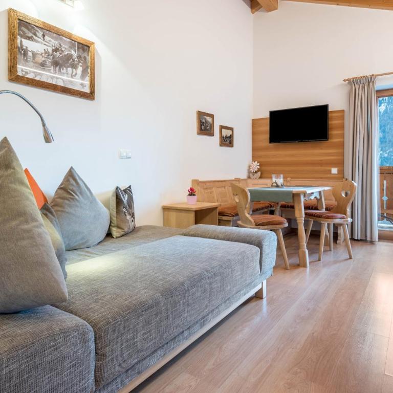 Raffreiderhof Apt Zirbe - Superior One-Bedroom Apartment with Balcony - 6