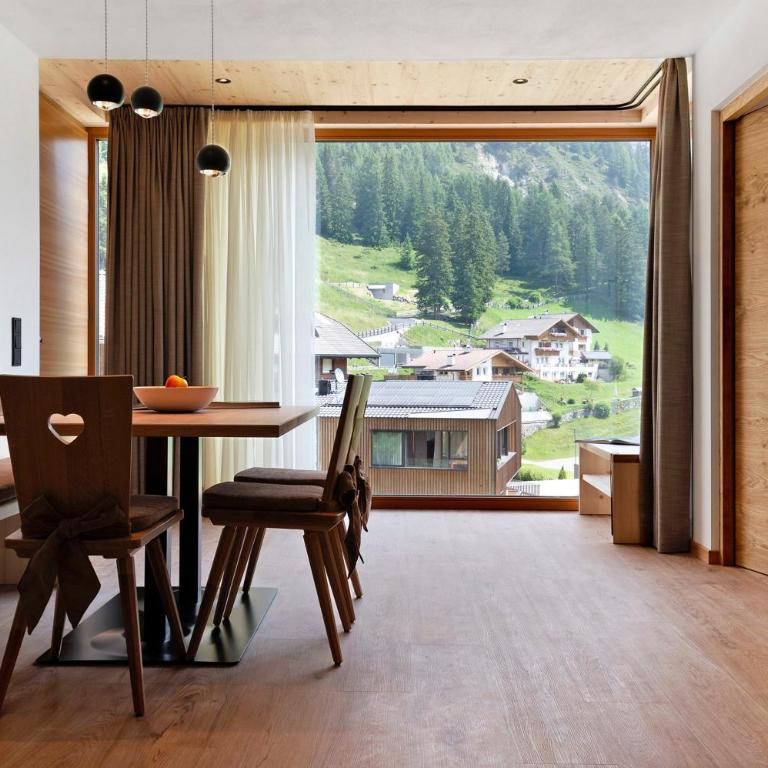 Daunëihof - Appartamento Deluxe con 2 Camere da Letto e Balcone - 2
