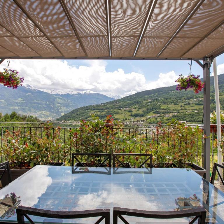 La Casa Di Pasky - Two-Bedroom Deluxe Apartment with Garden View - 3