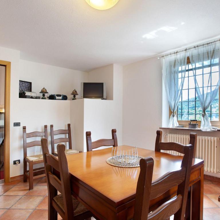 La Casa Di Pasky - Two-Bedroom Deluxe Apartment with Garden View - 11