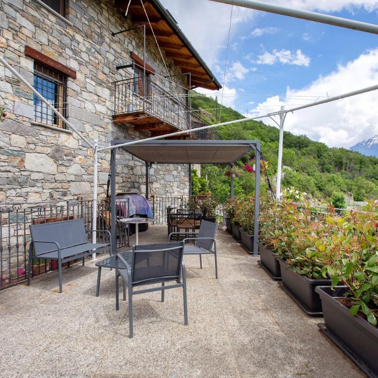 La Casa Di Pasky - Two-Bedroom Deluxe Apartment with Garden View - 2