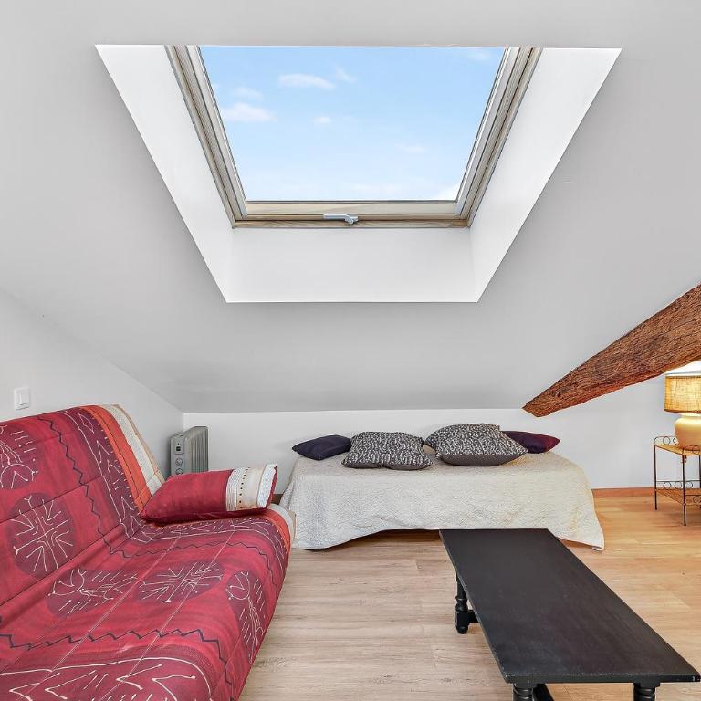Gîte Uncinatum - La Grange Du Logis - Chambre Quadruple avec Douche - 5