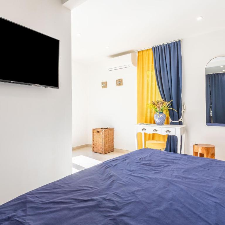 Studio Bormes - One-Bedroom Apartment with Garden View - 12