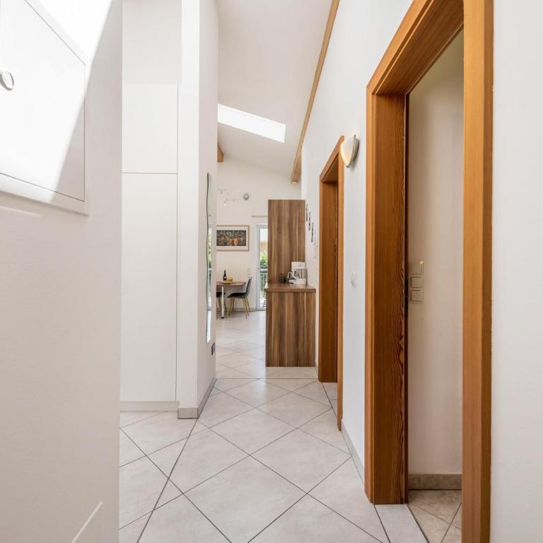 Angerblick Apartment - Appartamento Deluxe con 2 Camere da Letto e Vista Giardino - 10