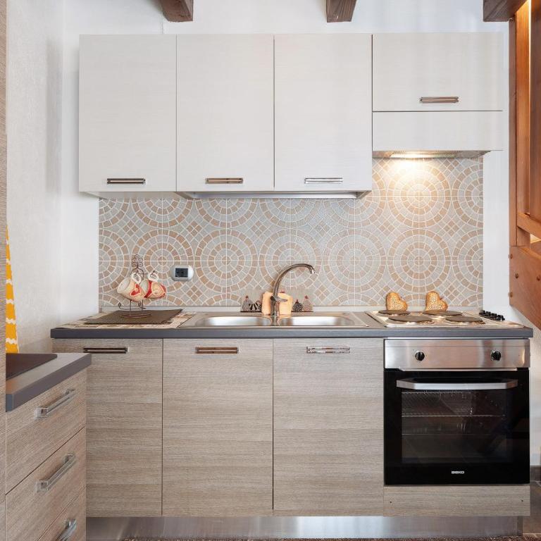 La casa di Alice - Superior One-Bedroom Apartment with Balcony - 15