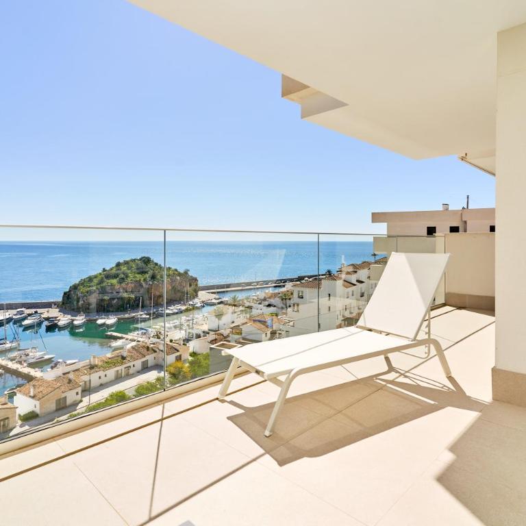 Icon Marina D - Two-Bedroom Deluxe Apartment with Ocean View - 4
