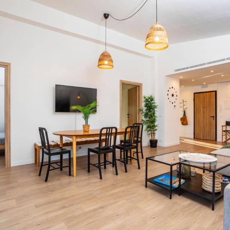 Antonia House Apartment - Premium Apartment mit 3 Schlafzimmern und Balkon - 4