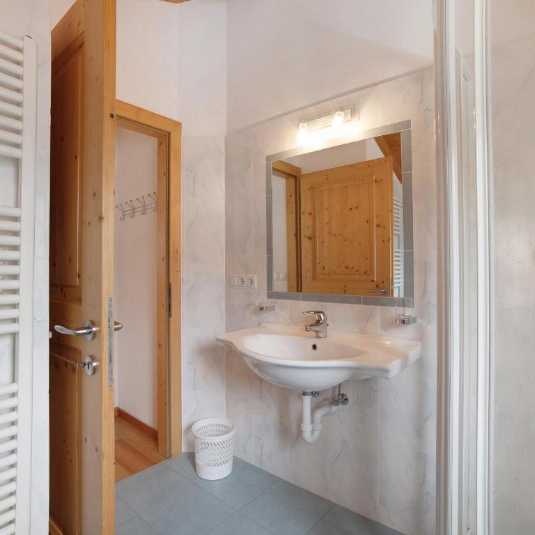 Ferienwohnungen Zwick Valmeina - Superior Apartment mit 1 Schlafzimmer und Balkon - 9