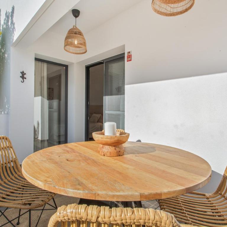 Casa Mila - Apartamento Deluxe de 2 dormitorios con vistas al jardín - 9