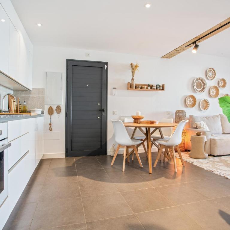 Casa Mila - Apartamento Deluxe de 2 dormitorios con vistas al jardín - 22