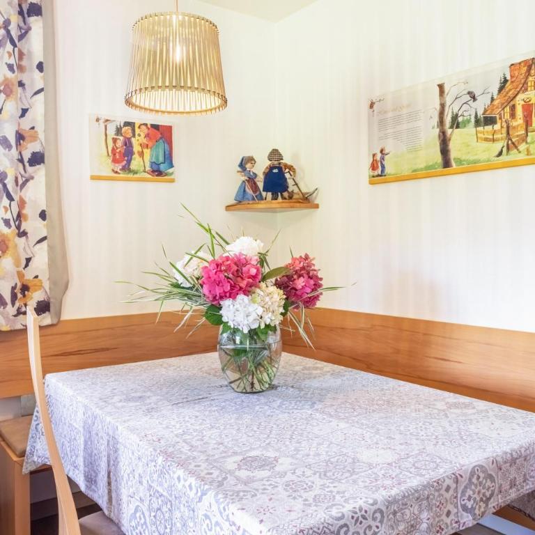 Hänsel und Gretel Schlosshof - Appartamento Deluxe con 2 Camere da Letto e Vista Giardino - 20