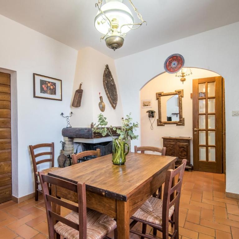 Casa Francesca - Two-Bedroom Deluxe Apartment with Garden View - 9