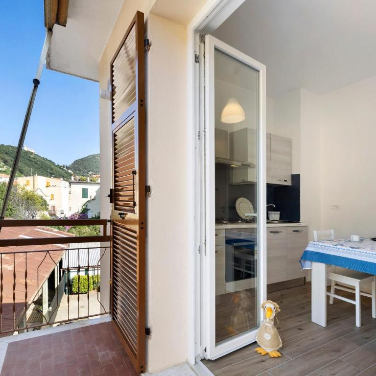 Il Borgo Incantato con garage - Two-Bedroom Deluxe Apartment with Balcony - 20