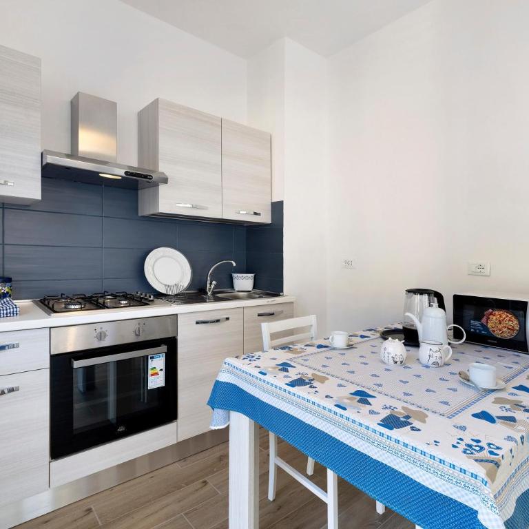 Il Borgo Incantato con garage - Two-Bedroom Deluxe Apartment with Balcony - 15