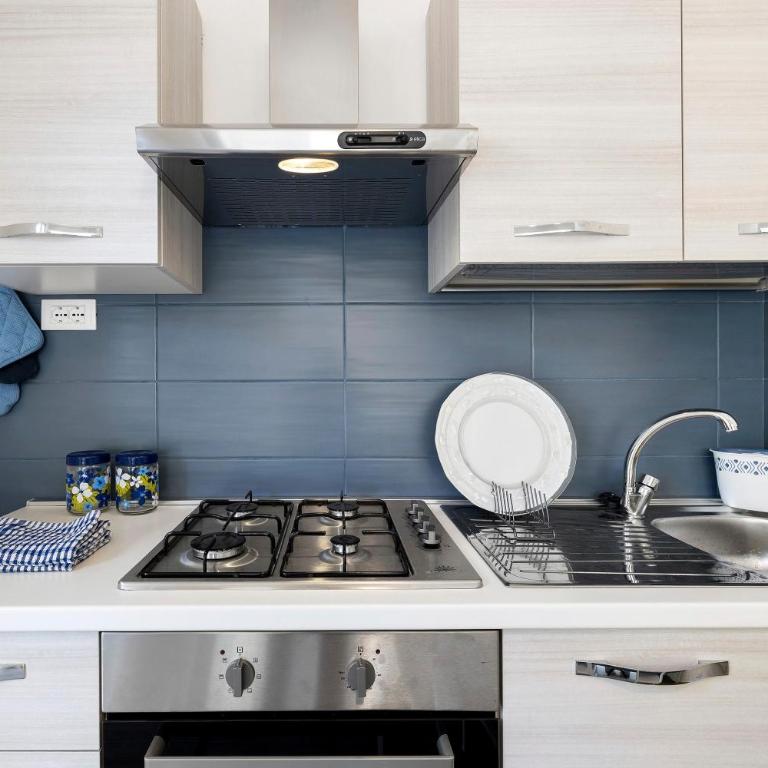 Il Borgo Incantato con garage - Two-Bedroom Deluxe Apartment with Balcony - 16