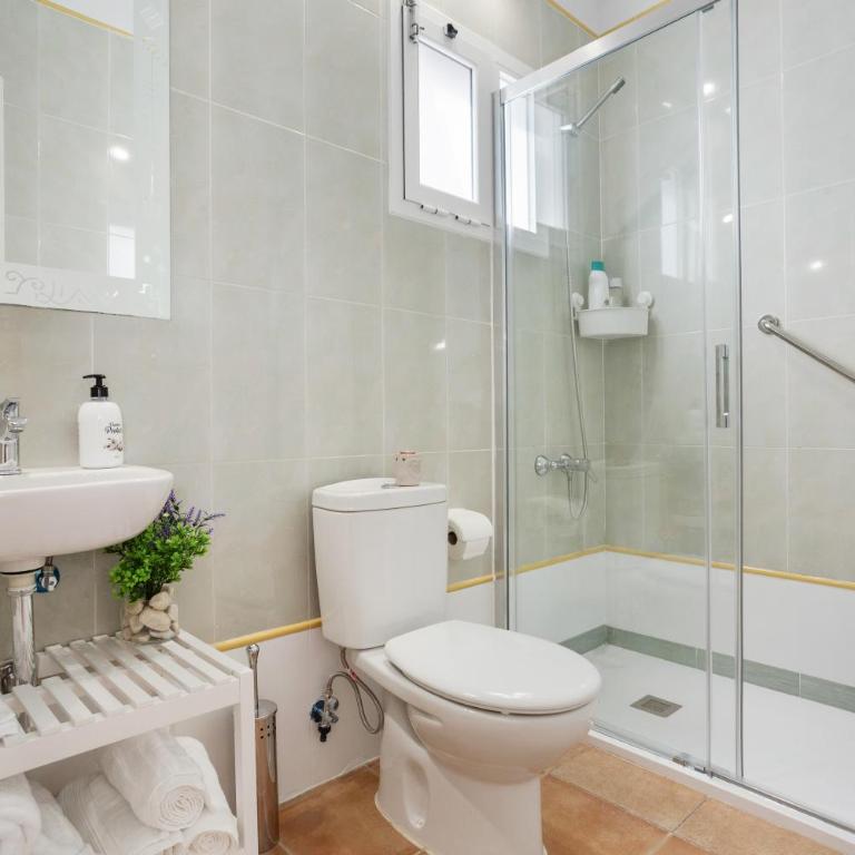 Calida Vivienda Accesible - Studio Apartment with Sea View - 12
