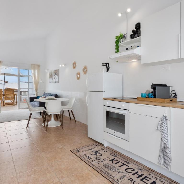 Calida Vivienda Accesible - Studio Apartment with Sea View - 15